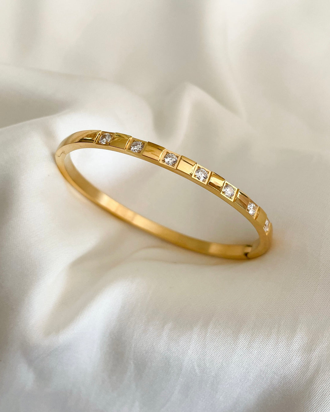Diamond Dazzle bracelet